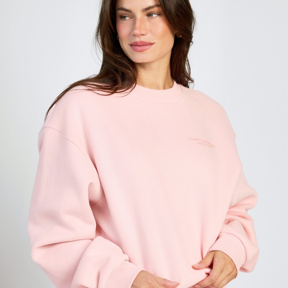Comfrt pastel crew